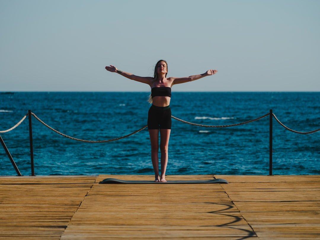 Morning vs Evening Yoga: When Should You Actually Practice? - Yin Yoga Mats