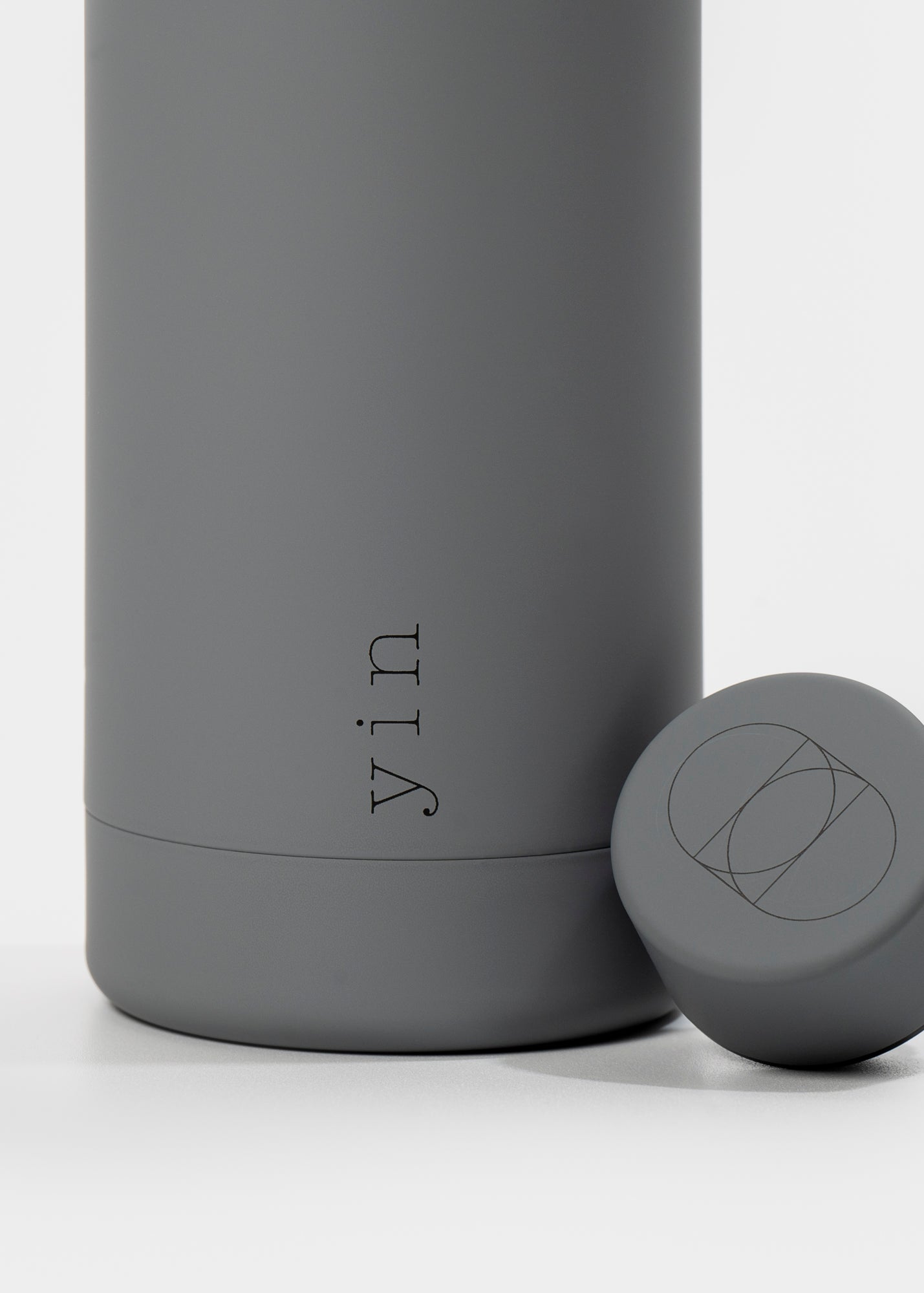 Insulated Stainless Steel Water Bottle - 750ml - Yin Yoga Mats - Drink Bottle